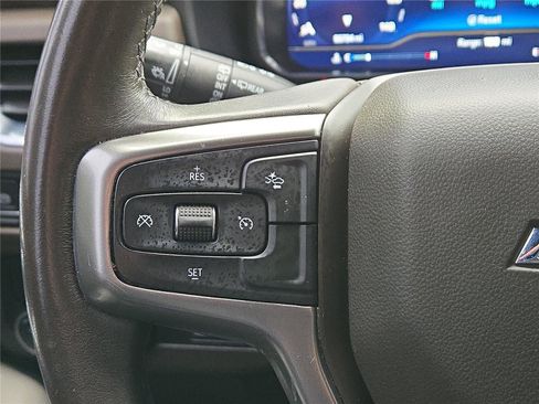 Used 2022 Chevrolet Tahoe LT w/ Luxury Package RWD image 22