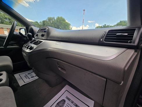 Used 2008 Honda Odyssey LX image 25