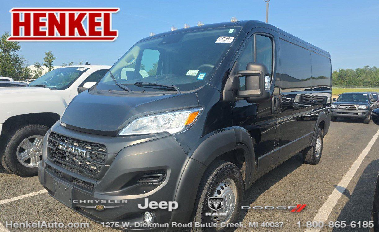 Used 2024 RAM ProMaster 2500 w/ Convenience Group FWD image 1