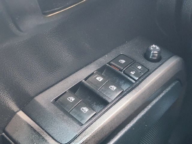 Used 2019 Toyota Tacoma SR5 RWD image 21