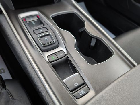Used 2021 Honda Accord Sport image 25
