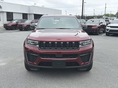 New 2026 Jeep Grand Cherokee Altitude RWD image 2
