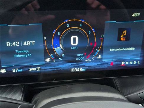 Used 2025 Chevrolet Equinox LT image 11