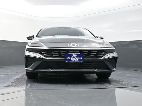 New 2026 Hyundai Elantra SEL Sport Premium FWD image 31