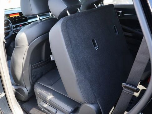 New 2026 Kia Sorento S AWD/4WD image 17
