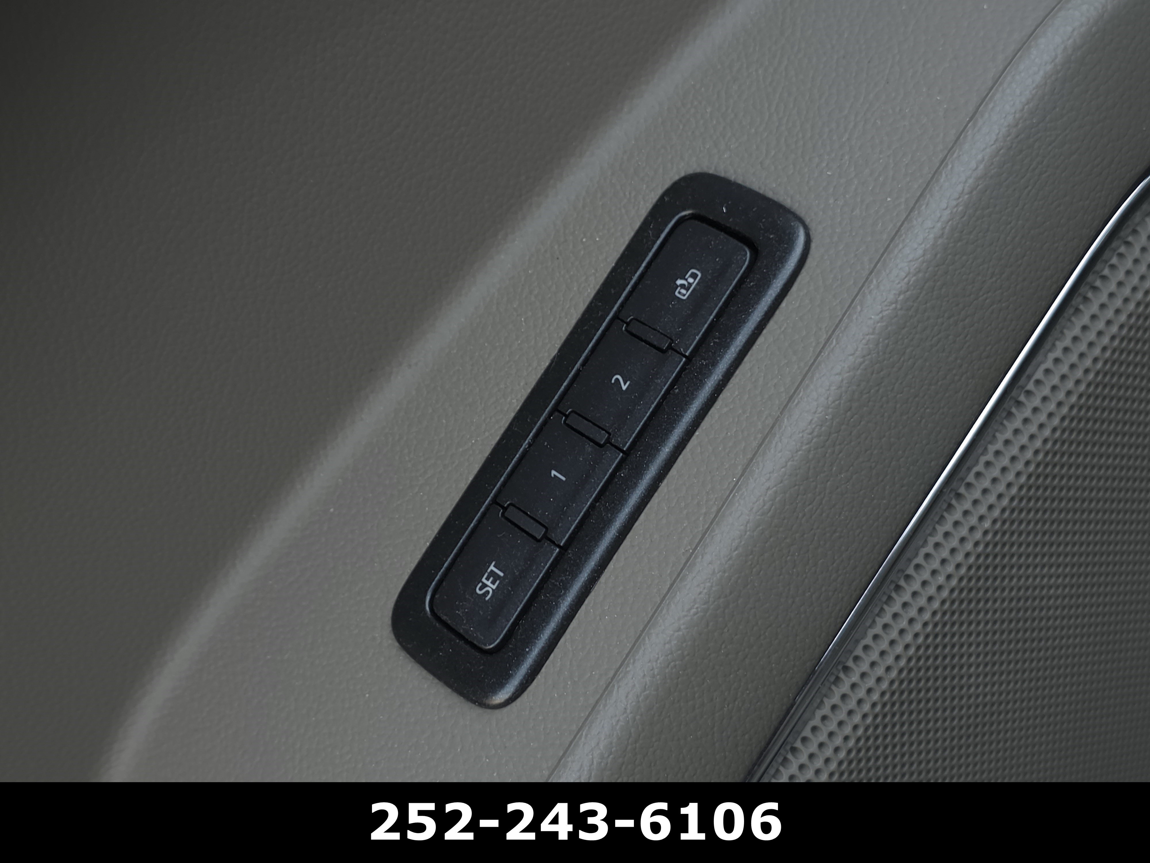 Used 2020 Chevrolet Tahoe LT RWD image 23