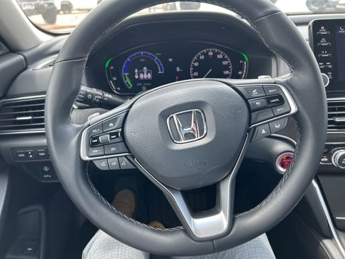 Used 2021 Honda Accord Touring image 16