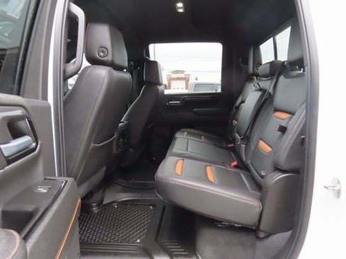 Used 2024 GMC Sierra 2500 AT4 w/ AT4 Preferred Package image 21