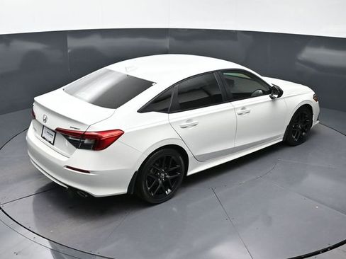 Used 2023 Honda Civic Sport image 27