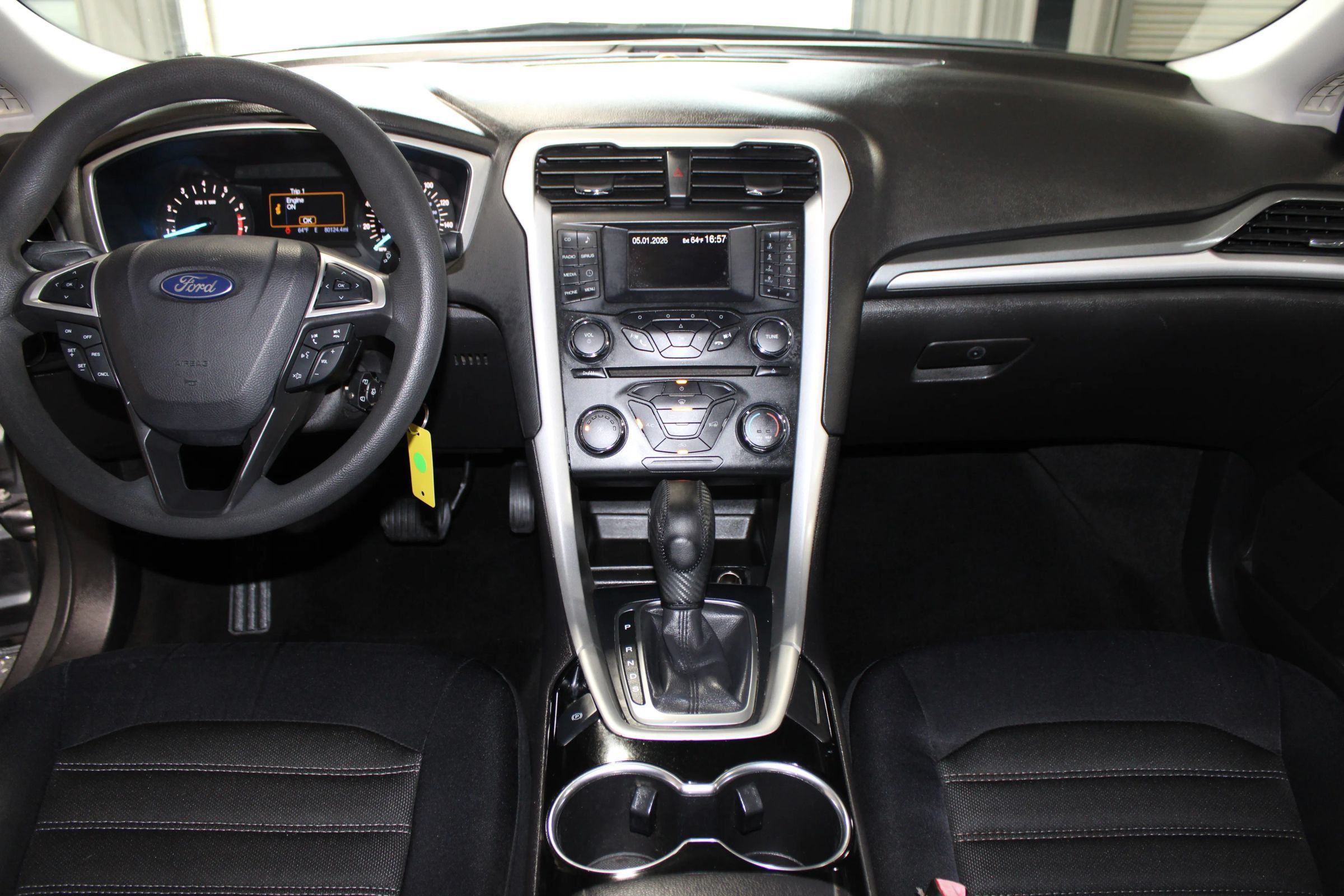 Used 2014 Ford Fusion SE FWD image 12