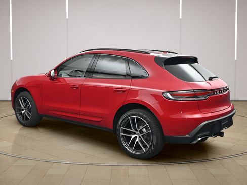 New 2026 Porsche Macan AWD/4WD image 3