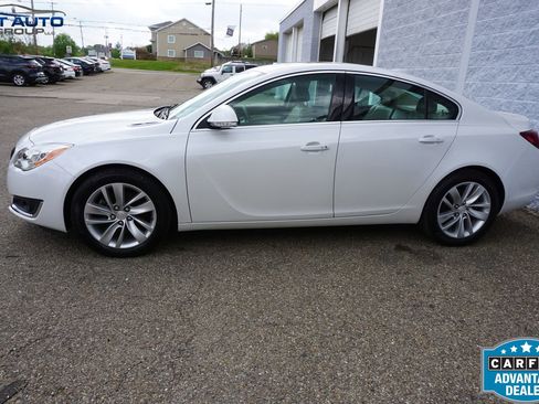 Used 2016 Buick Regal Premium w/ Driver Confidence Package #2 FWD image 4