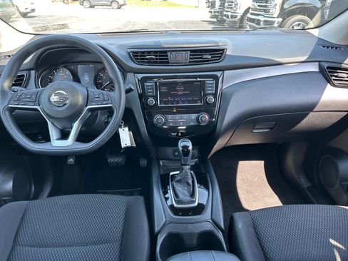 Used 2019 Nissan Rogue Sport S w/ Appearance Package image 6