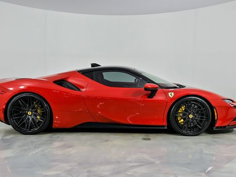 Used 2023 Ferrari SF90 Stradale image 13
