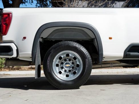 Used 2024 Chevrolet Silverado 3500 High Country w/ High Country Premium Package image 24