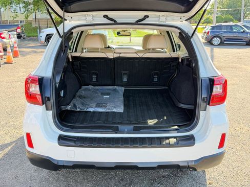 Used 2016 Subaru Outback 3.6R Limited AWD/4WD image 37