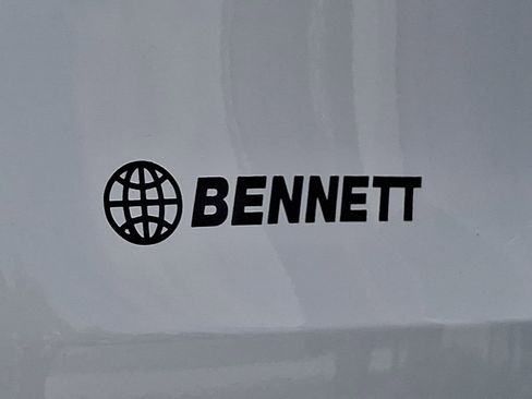 New 2025 Land Rover Discovery S image 23