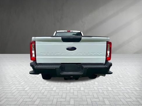 New 2025 Ford F350 XL w/ XL Chrome Package RWD image 4