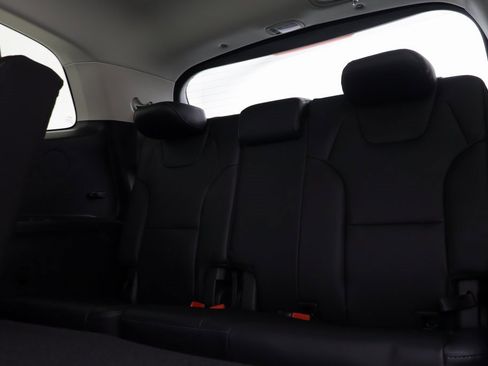 Used 2025 Kia Telluride LX image 14
