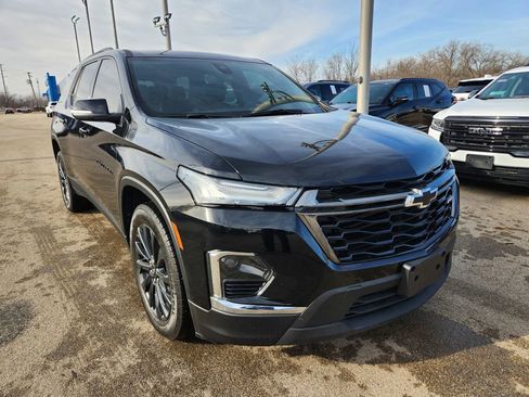 Used 2023 Chevrolet Traverse RS image 1