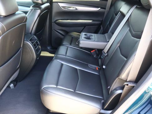 Used 2024 Cadillac XT5 Luxury FWD image 19