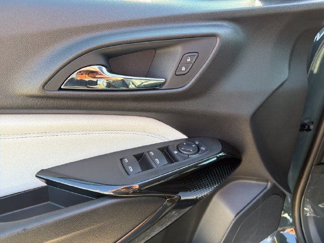 New 2026 Chevrolet Trax LT w/ Driver Confidence Package FWD image 22