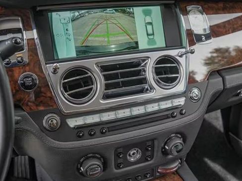 Certified 2016 Rolls-Royce Ghost Extended Wheelbase image 33