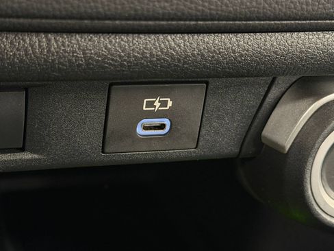 Used 2024 Toyota Grand Highlander AWD image 33