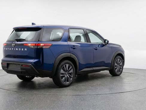 Used 2025 Nissan Pathfinder SV FWD image 7