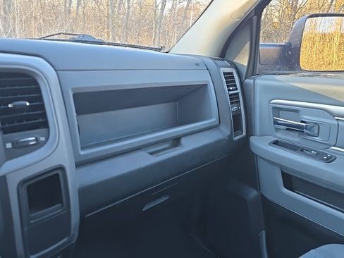 Used 2019 RAM 1500 Tradesman w/ Chrome Plus Package image 21