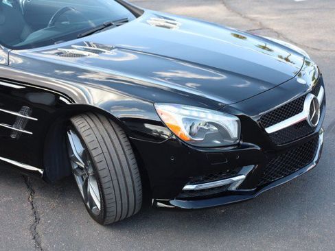 Used 2014 Mercedes-Benz SL 550 image 10