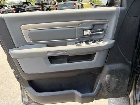 Used 2017 RAM 1500 Big Horn RWD image 6