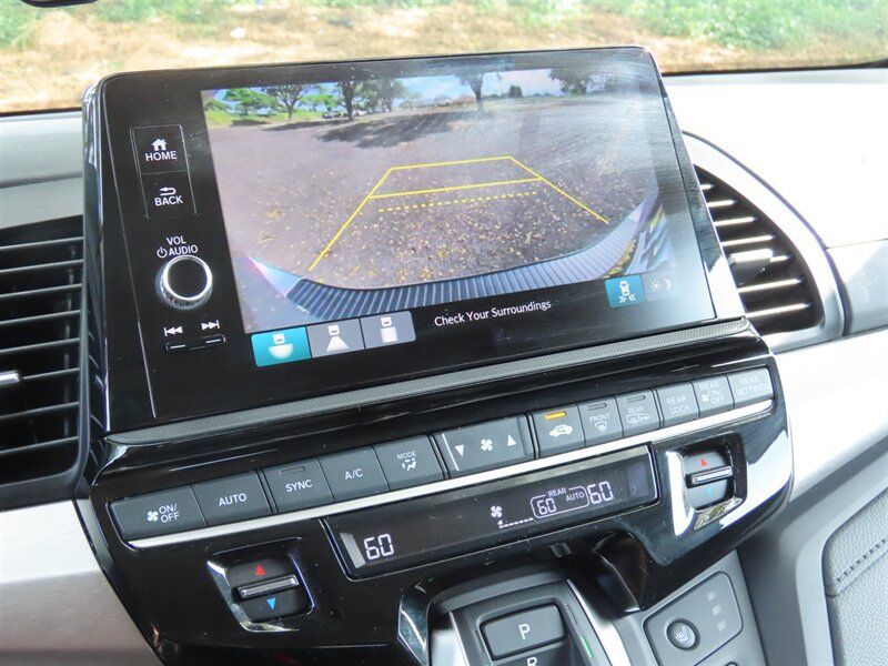 Used 2025 Honda Odyssey EX-L image 24