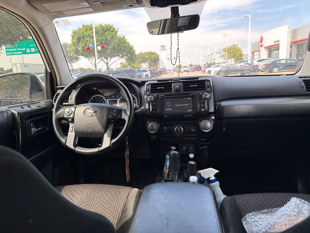 Used 2018 Toyota 4Runner TRD Off-Road AWD/4WD image 16