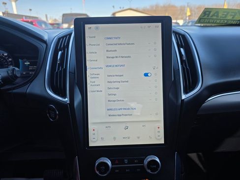 Used 2022 Ford Edge Titanium w/ Equipment Group 301A AWD/4WD image 64