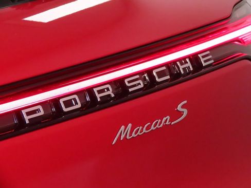 New 2026 Porsche Macan S AWD/4WD image 12