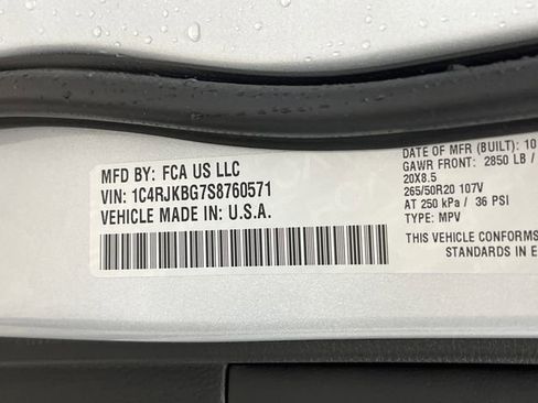 New 2025 Jeep Grand Cherokee L Limited w/ Luxury Tech Group II image 42