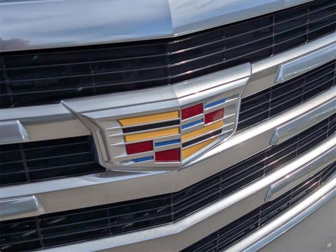 Used 2019 Cadillac Escalade Luxury image 10