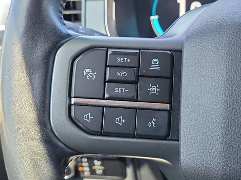 Used 2021 Ford F150 Lariat w/ Equipment Group 502A High AWD/4WD image 15