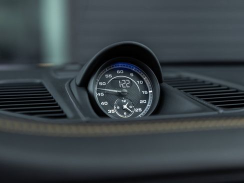 Used 2018 Porsche 911 Turbo S image 47