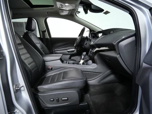 Certified 2018 Ford Escape Titanium w/ Ford Safe & Smart Package AWD/4WD image 11