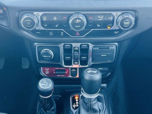 New 2025 Jeep Wrangler Unlimited Sport AWD/4WD image 22