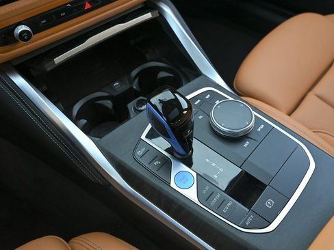 Used 2023 BMW i4 eDrive40 w/ M Sport Package image 27