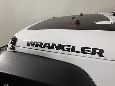 Used 2017 Jeep Wrangler Unlimited Sport image 11