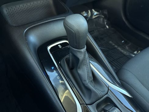 Used 2020 Toyota Corolla LE image 20