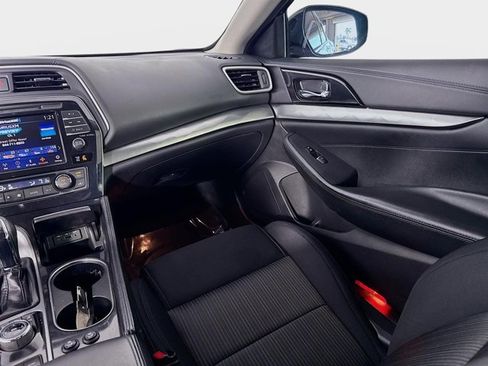 Certified 2019 Nissan Maxima 3.5 S w/ Floor Mat Group image 24
