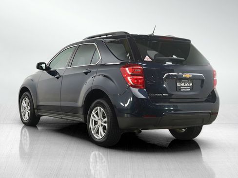 Used 2017 Chevrolet Equinox LT w/ Convenience Package AWD/4WD image 3