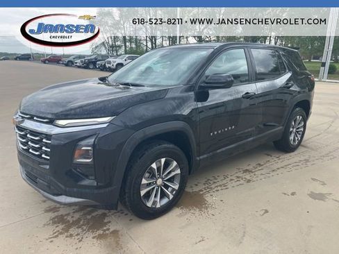 Used 2025 Chevrolet Equinox LT image 3