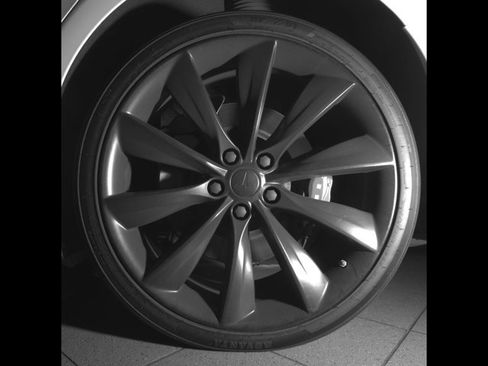 Used 2013 Tesla Model S Performance RWD image 10