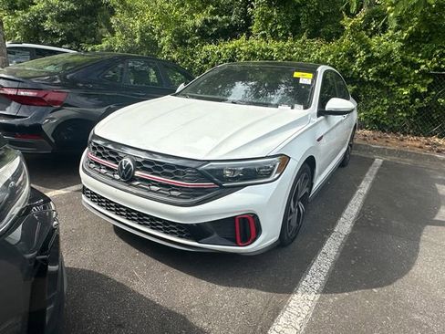 Used 2022 Volkswagen Jetta GLI Autobahn FWD image 3